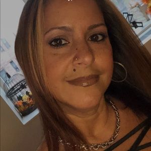 Meet your Posher, Nelly